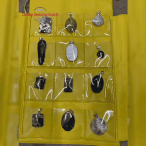 12 Cabs Pendants Set Pouch