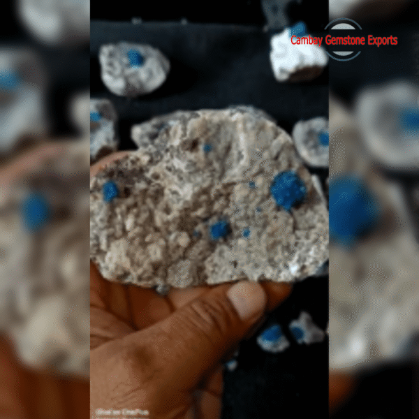 NATURAL CAVANSITE