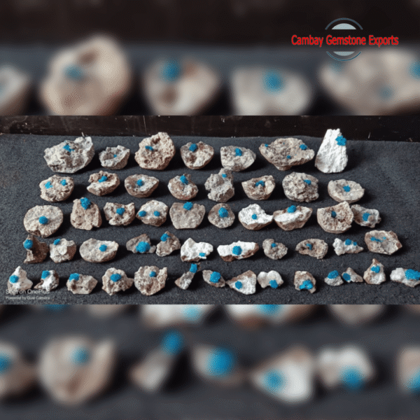 NATURAL CAVANSITE