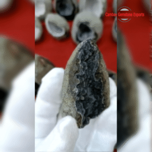 NATURAL BEAUTIFUL GEODES