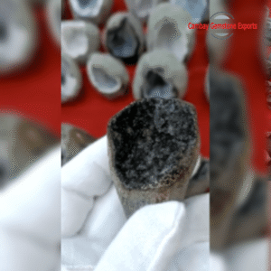NATURAL BEAUTIFUL GEODES