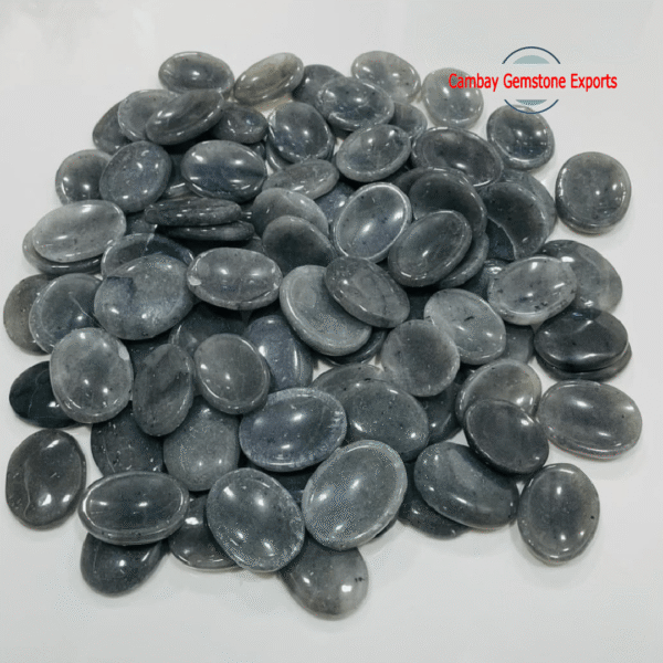 Natural Black Gemstone Thumbstone Beautiful Oval Shape Gemstone Thumbstone