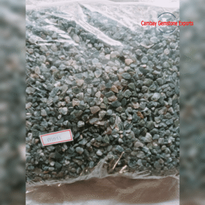 Natural Emerald Uncut Chips Rough Beads Loose Making Jewellry Beads