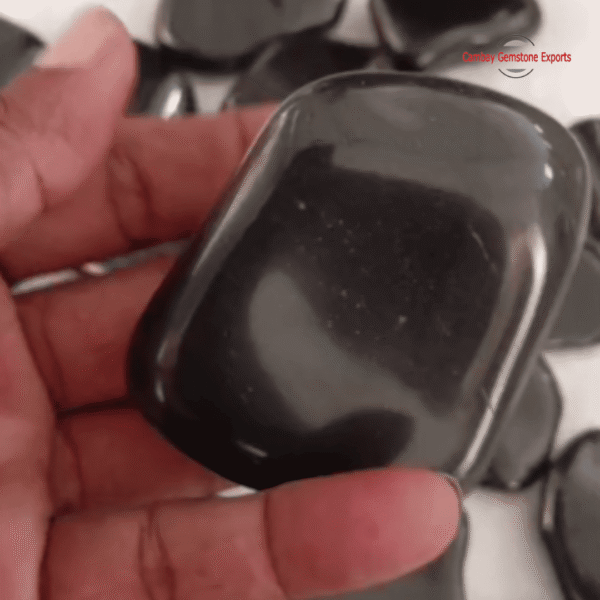 Black Flat Polished Pebbles for Landscaping