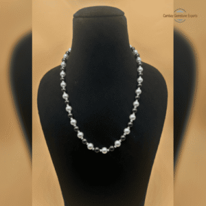 She'll Pearl Necklaces #11