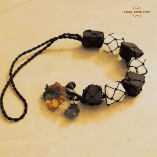 New Project (54) Black & White Hanger