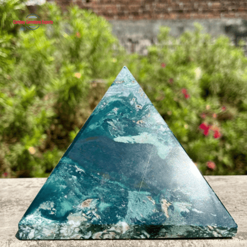 Screenshot 2025-10-22 044135 Natural Druzy Pyramid #16